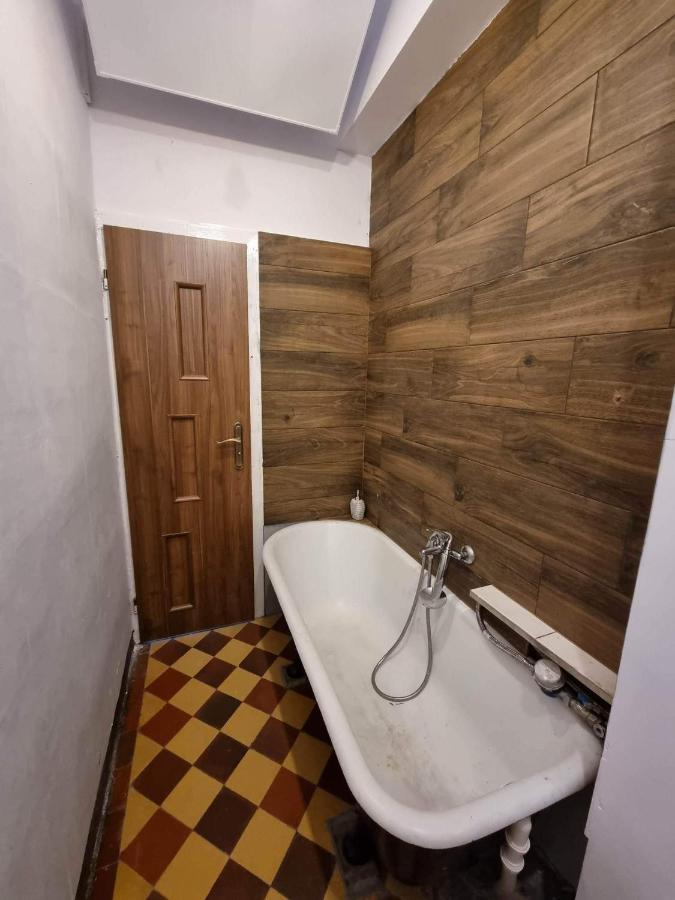 Nocleg W Centrum Czestochowy Nmp32 Częstochowa Zewnętrze zdjęcie